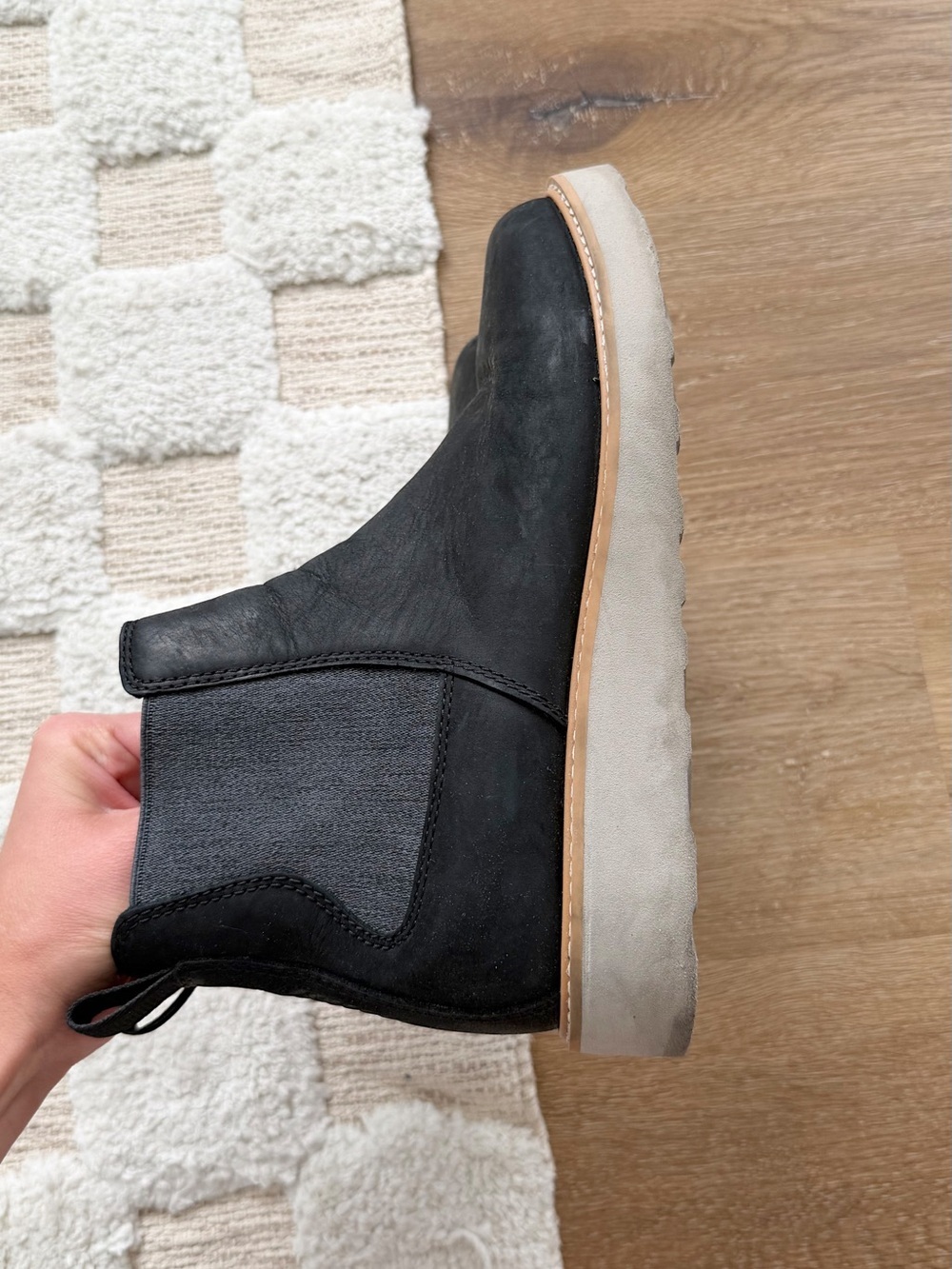 Kodiak Chelsea Boot in Black - Picture 4 of 8